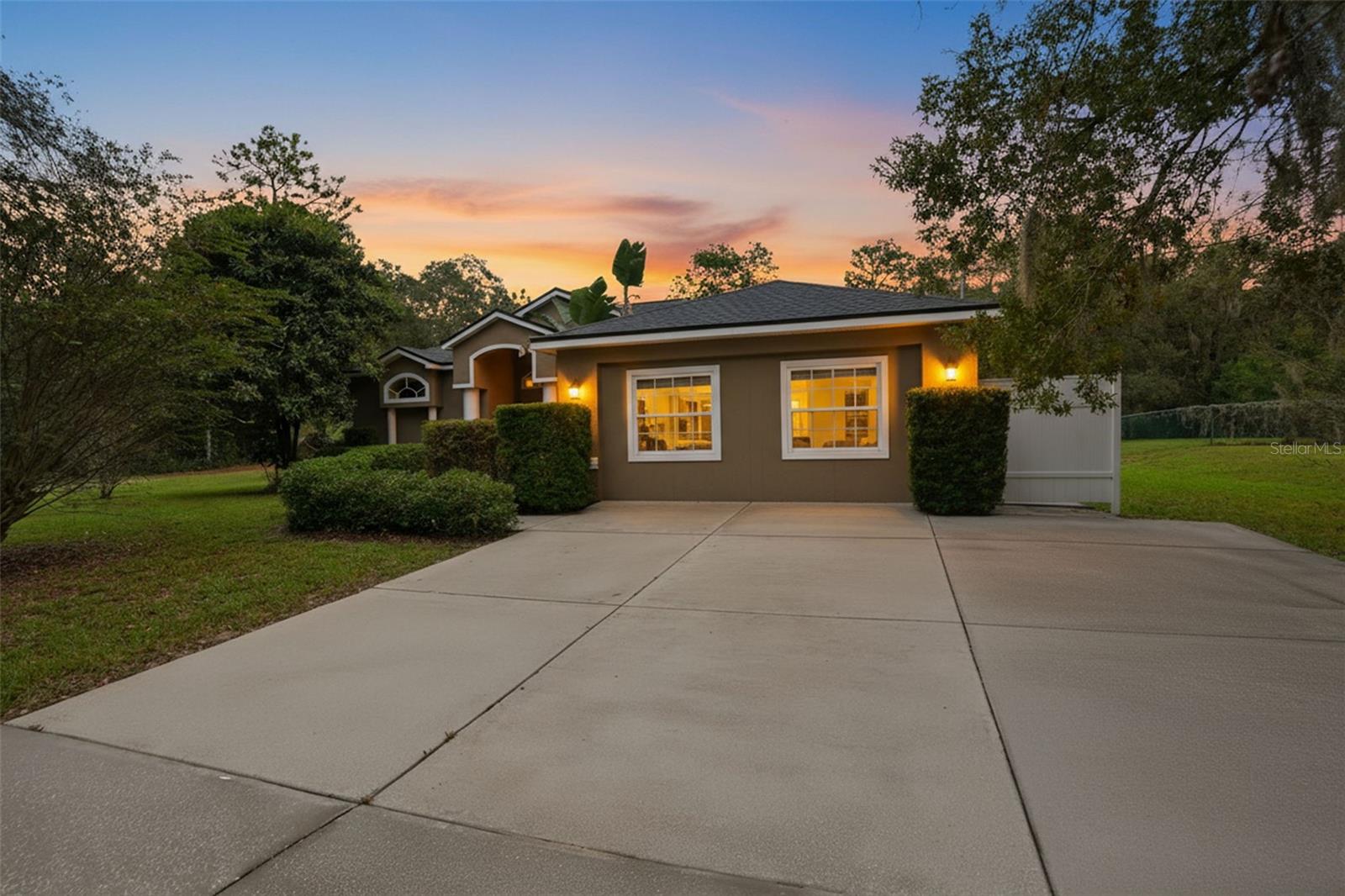 LAKE ROUSSEAU CTRY ESTATES UNIT 02 - Residential