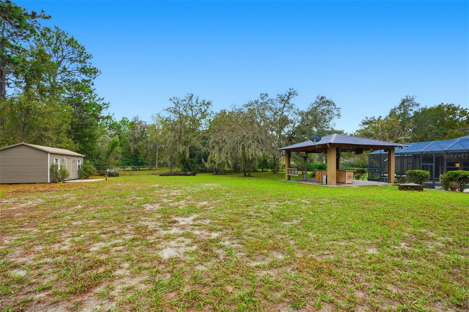 LAKE ROUSSEAU CTRY ESTATES UNIT 02 - Residential