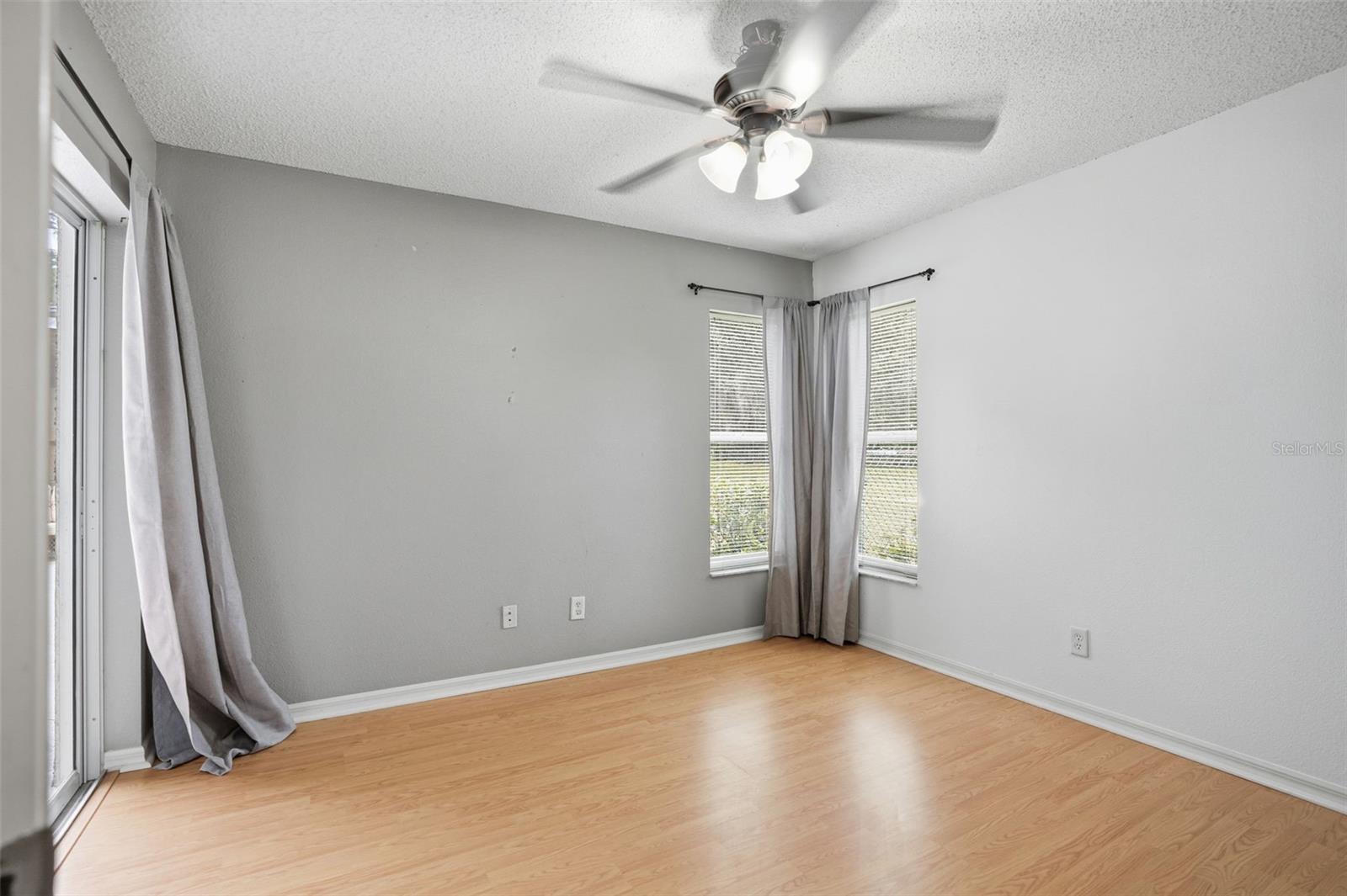 LAKE ROUSSEAU CTRY ESTATES UNIT 02 - Residential