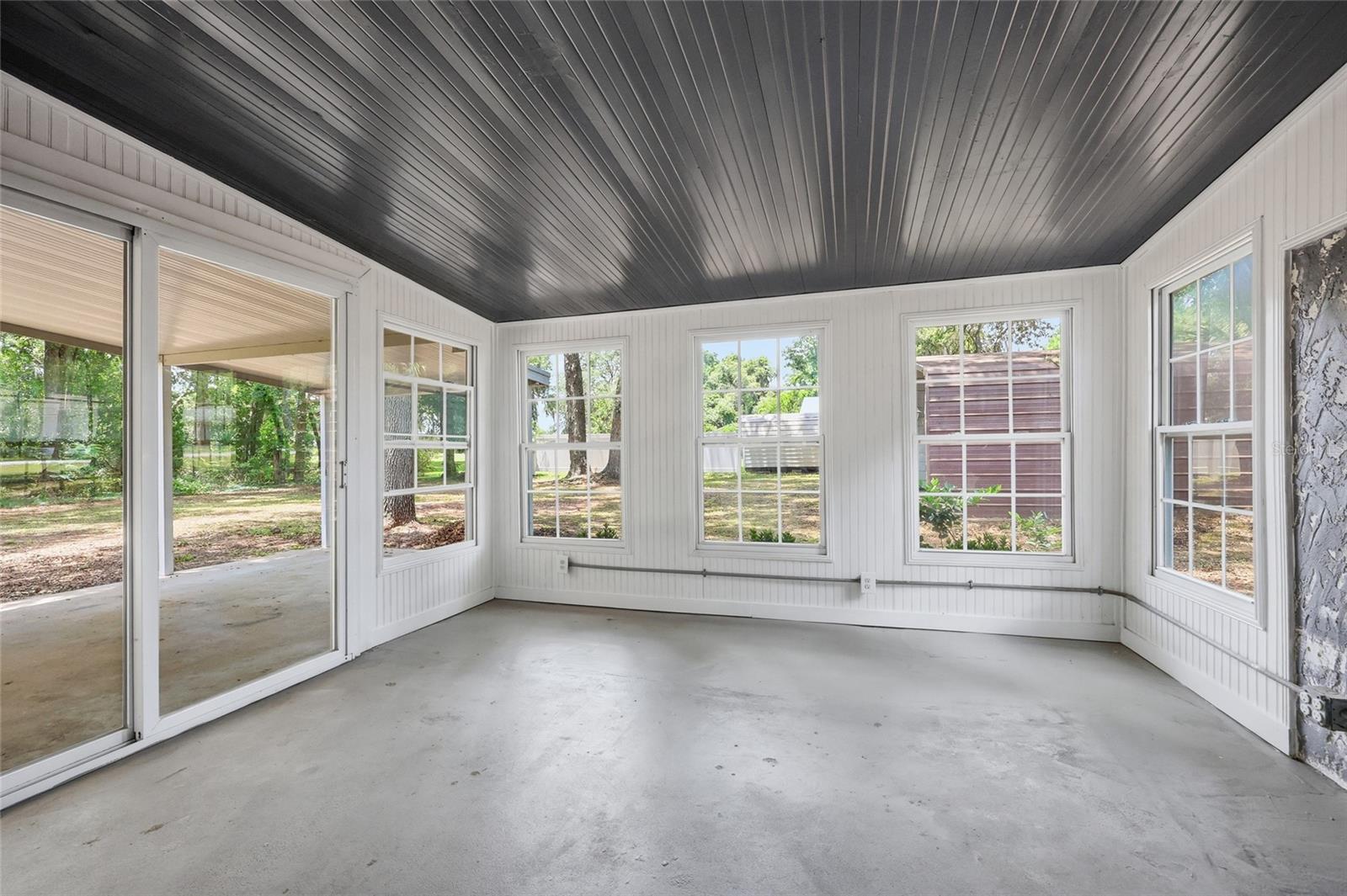 CHIEFLAND COUNTRY ESTATES - Residential