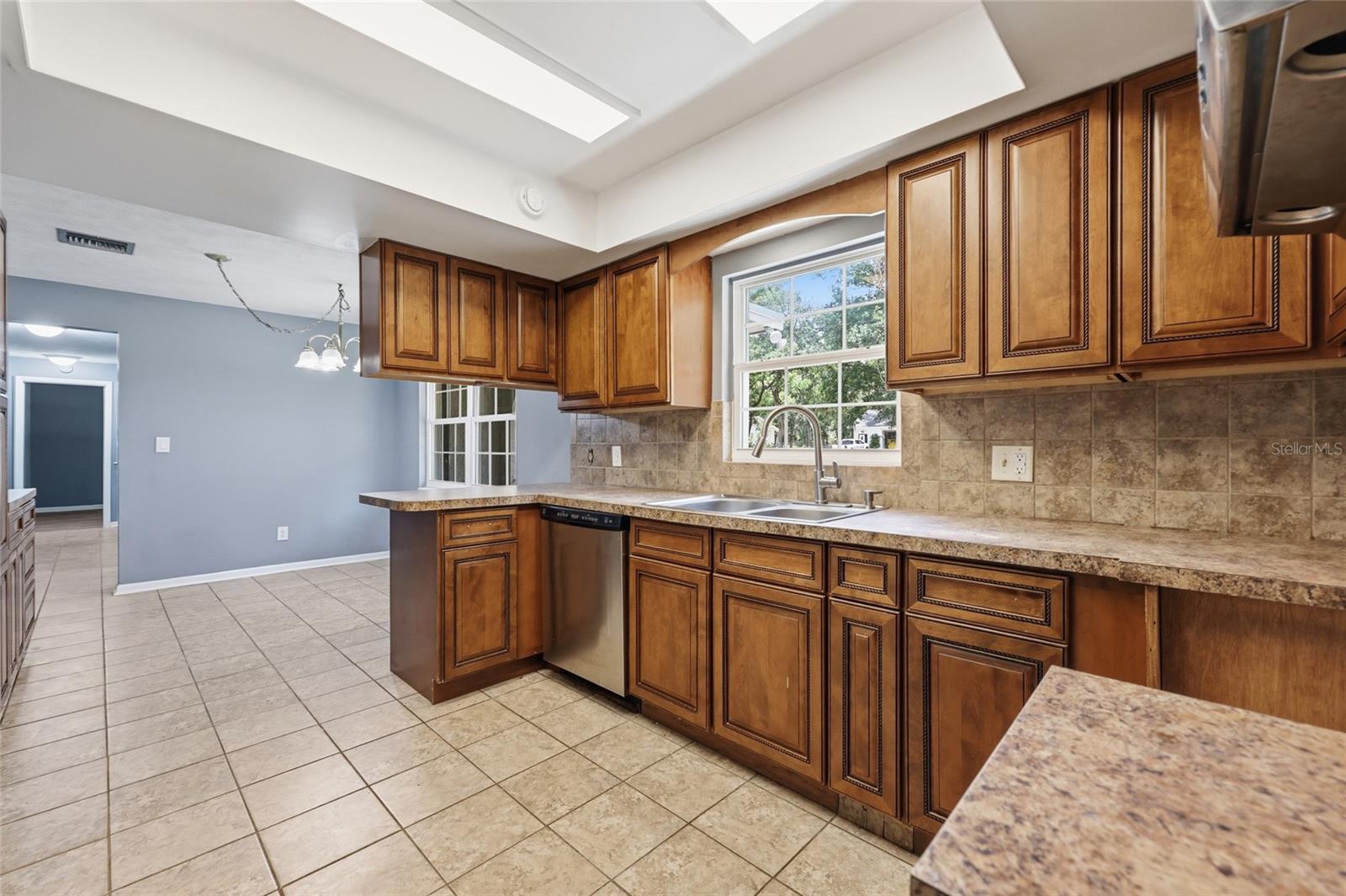 CHIEFLAND COUNTRY ESTATES - Residential