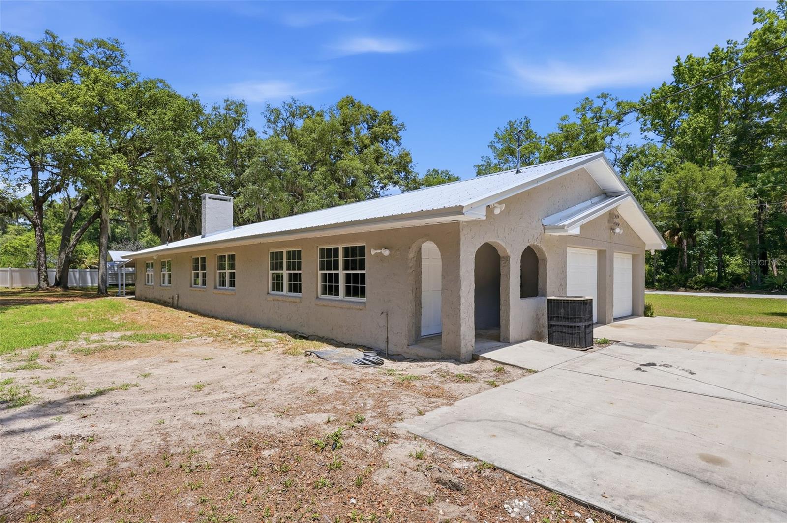 CHIEFLAND COUNTRY ESTATES - Residential
