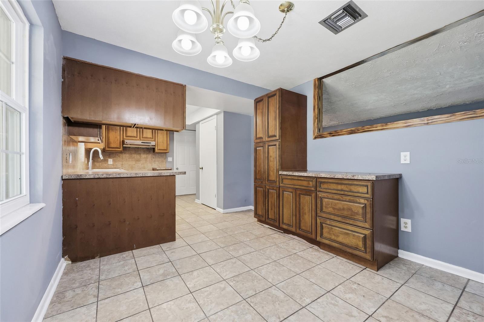 CHIEFLAND COUNTRY ESTATES - Residential