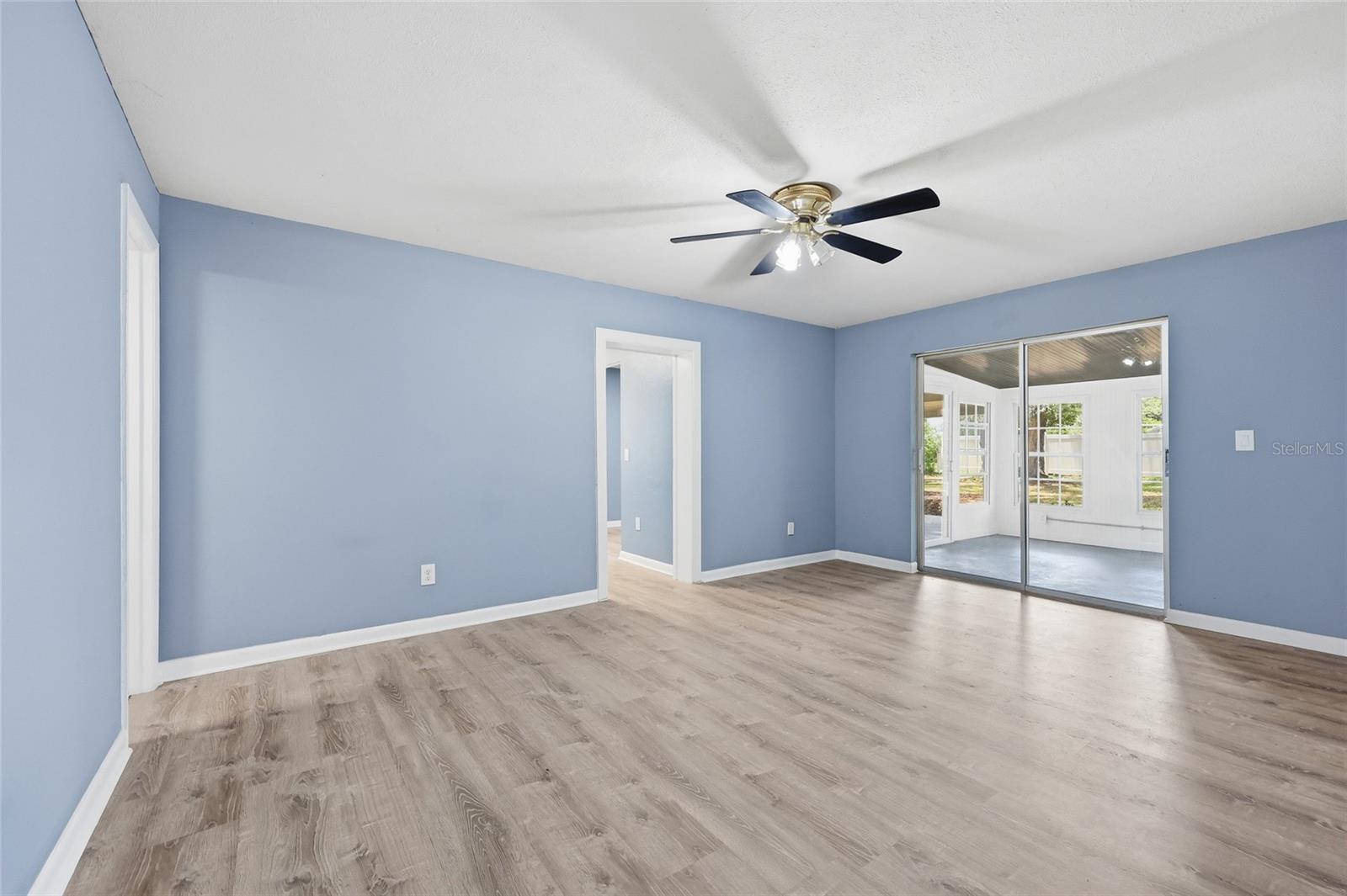 CHIEFLAND COUNTRY ESTATES - Residential