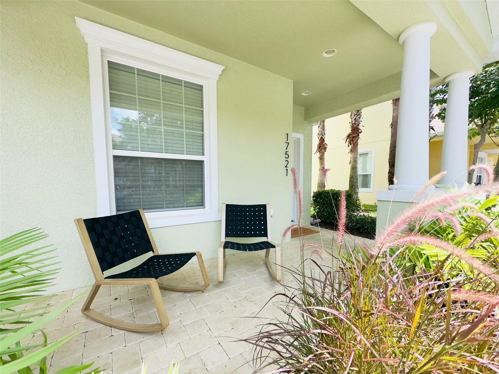 For Rent – Beautiful 3BR/3BA Townhouse in Clermont, FL
Move-in ready and fully furnished! This beautifully updated townhouse is located in the Serenity at Silver Creek community.
It features a bright open floor plan, modern finishes, and three renovated bathrooms. The kitchen comes fully equipped with appliances, plus a washer and dryer for your convenience.
Enjoy your private screened-in pool, perfect for relaxing or entertaining year-round.
Community amenities include a resort-style pool, fitness center, playground, and clubhouse.
Close to Walmart, restaurants, schools, and major attractions, with easy access to main roads.