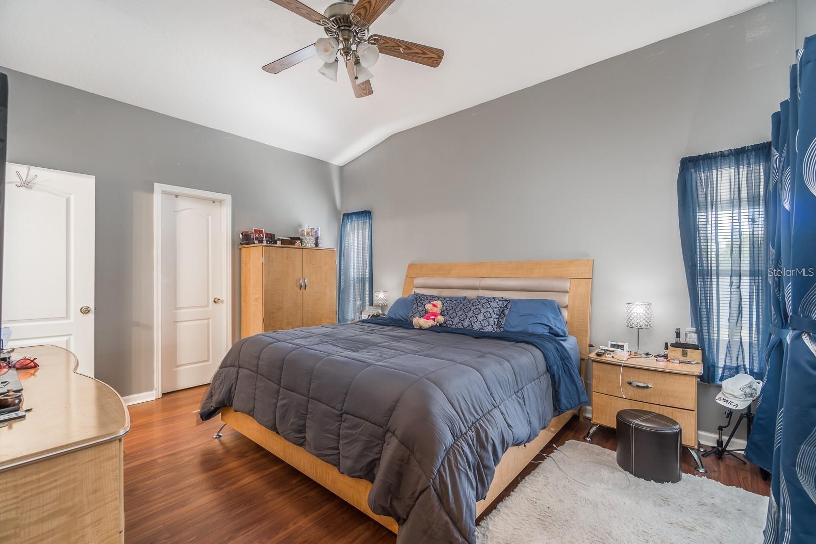 SOUTH COVE PH 2/3 - Residential Lease