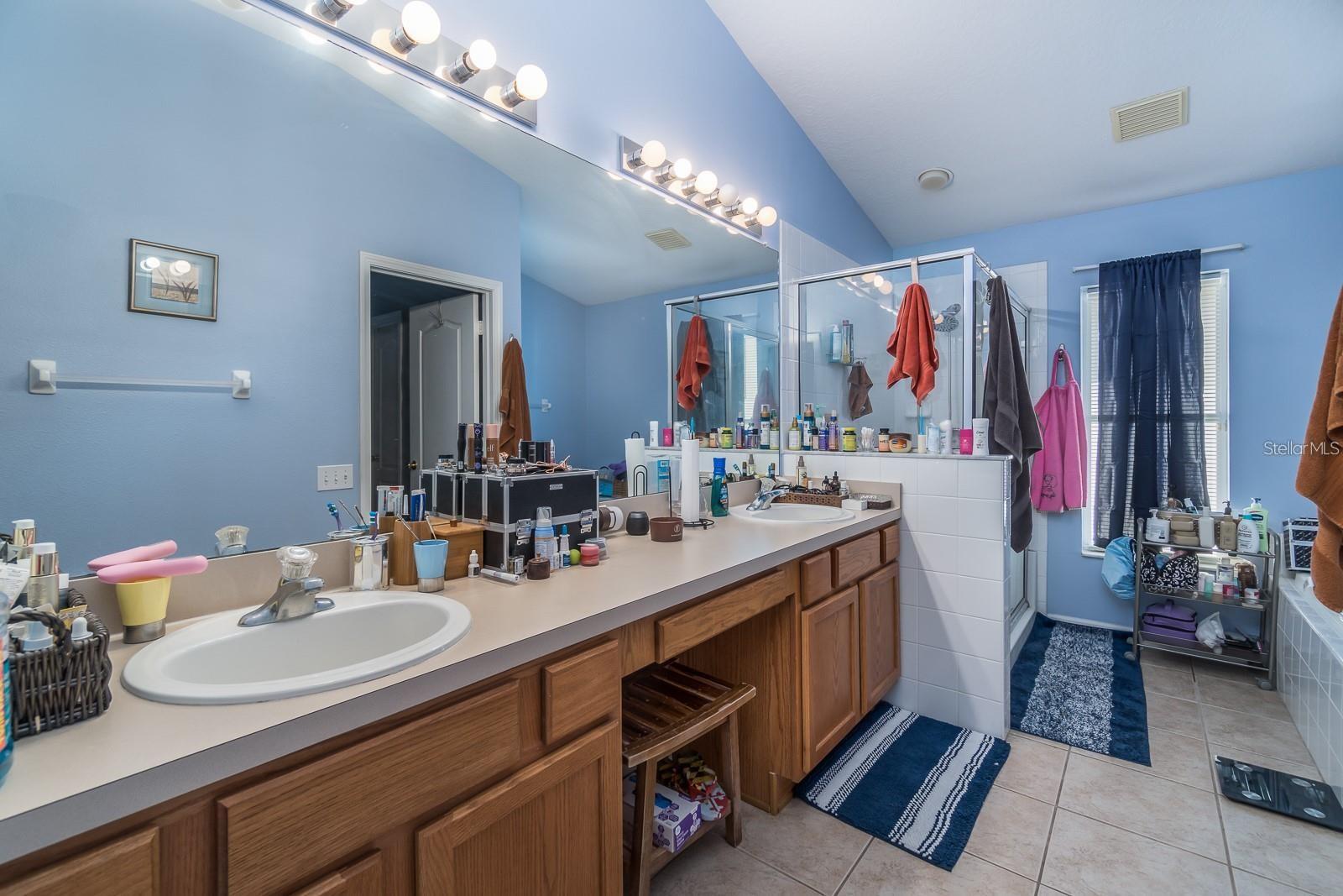 SOUTH COVE PH 2/3 - Residential Lease