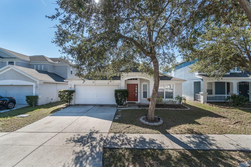 Stunning 3/2/2 in sought after South Cover for RENT. This home offers a living/dining room combo with a separate family room off the beautiful open kitchen, split floor plan, large master suite with huge walk-in closet, dual vanities, garden bath, extended screened in lanai and so much more. Rent includes access to all the neighborhood amenities including 3 pools, fitness center, playgrounds, tennis courts, community center within door basketball courts and volleyball. Close to shops, eateries, hospitals, schools and interstate. Call for your private showing