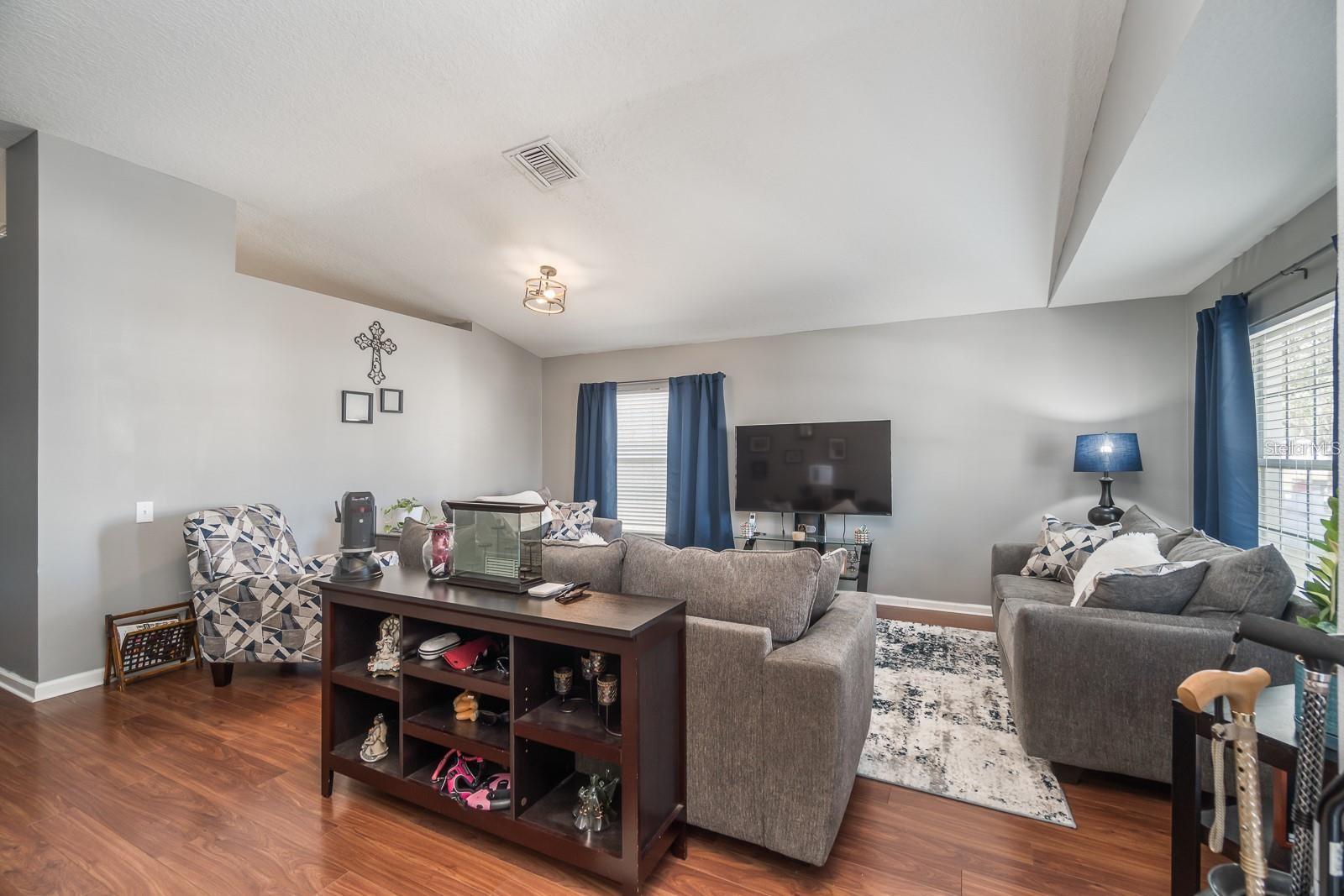 SOUTH COVE PH 2/3 - Residential Lease