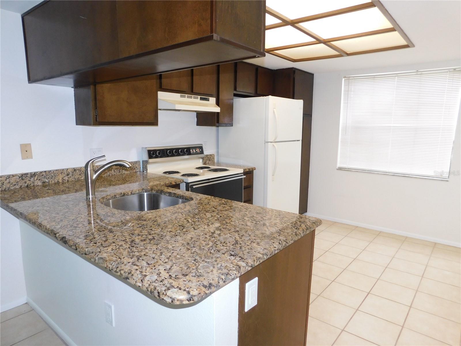 MEADOWS CONDO AT EAST LAKE WOODLANDS - Residential Lease