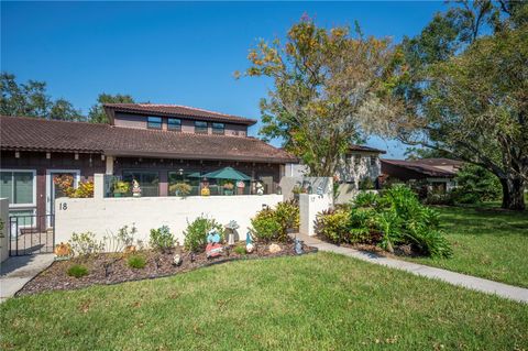 A home in LAKELAND