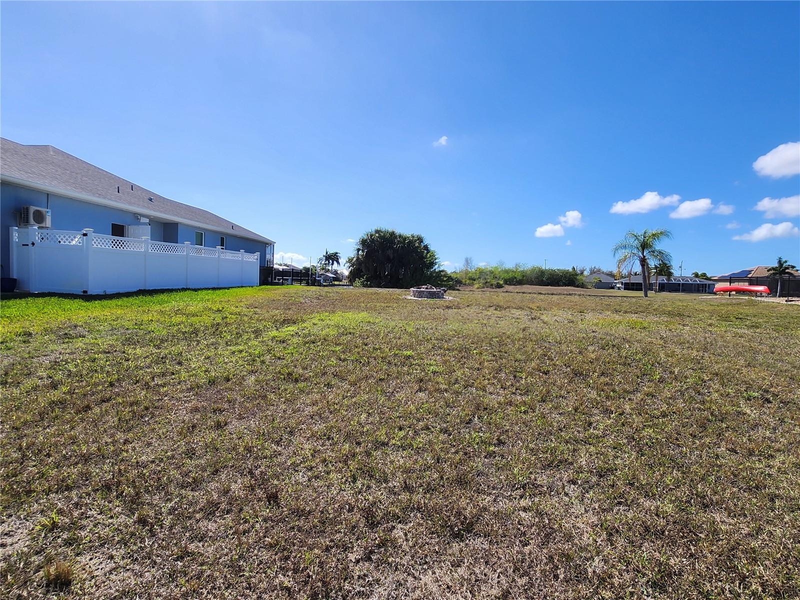 PORT CHARLOTTE SEC 093 - Land