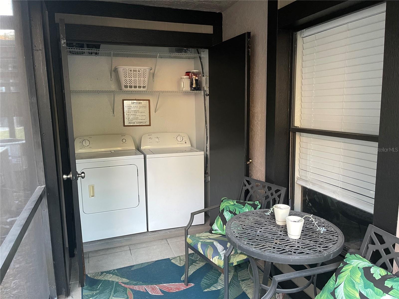 NORTH OAKS CONDO V - Residential