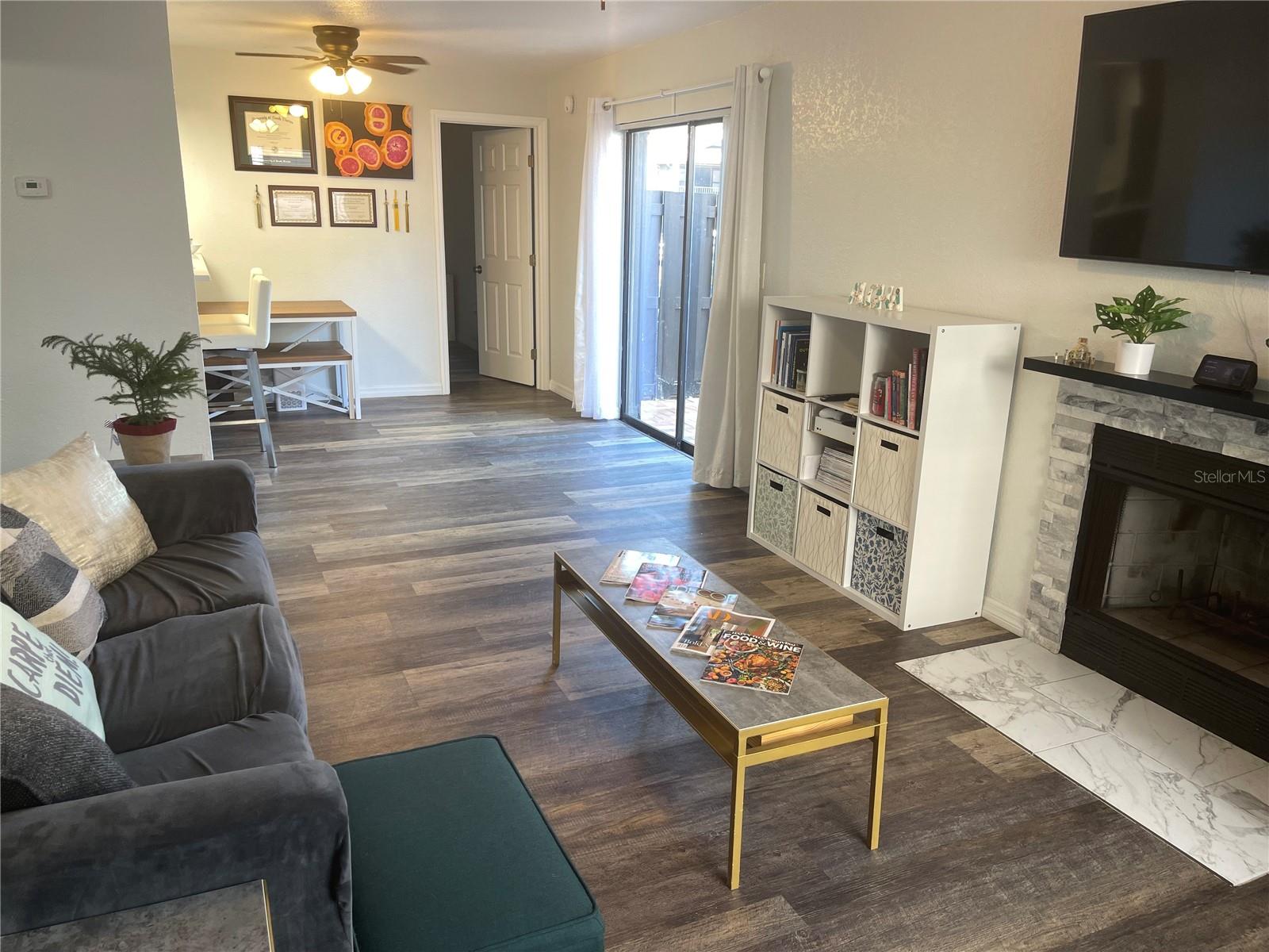 4025 ANGEL OAK COURT 103