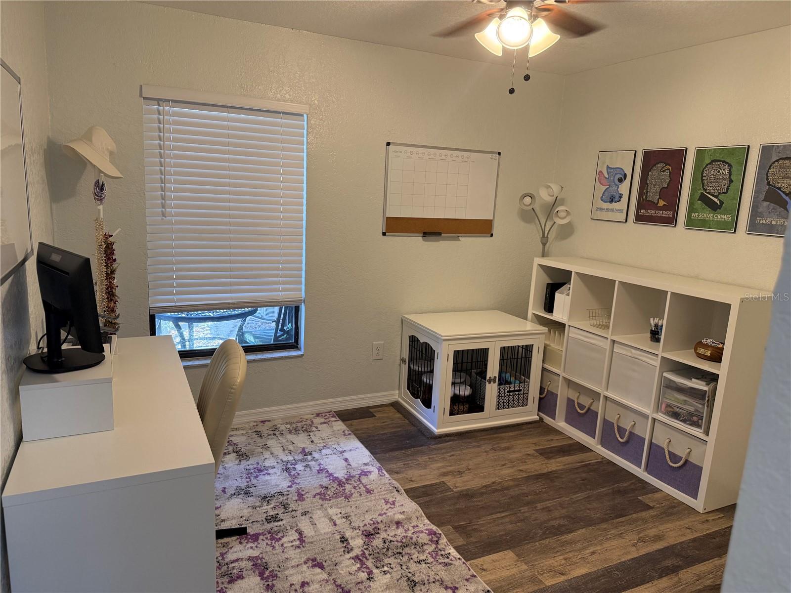 NORTH OAKS CONDO V - Residential