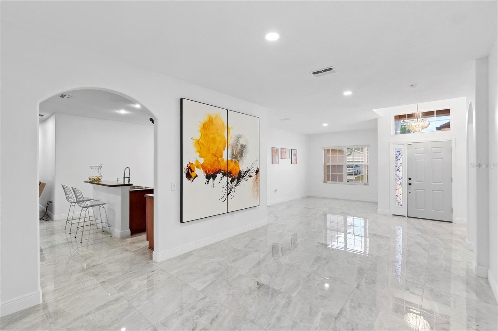 686 COTULLA DRIVE
