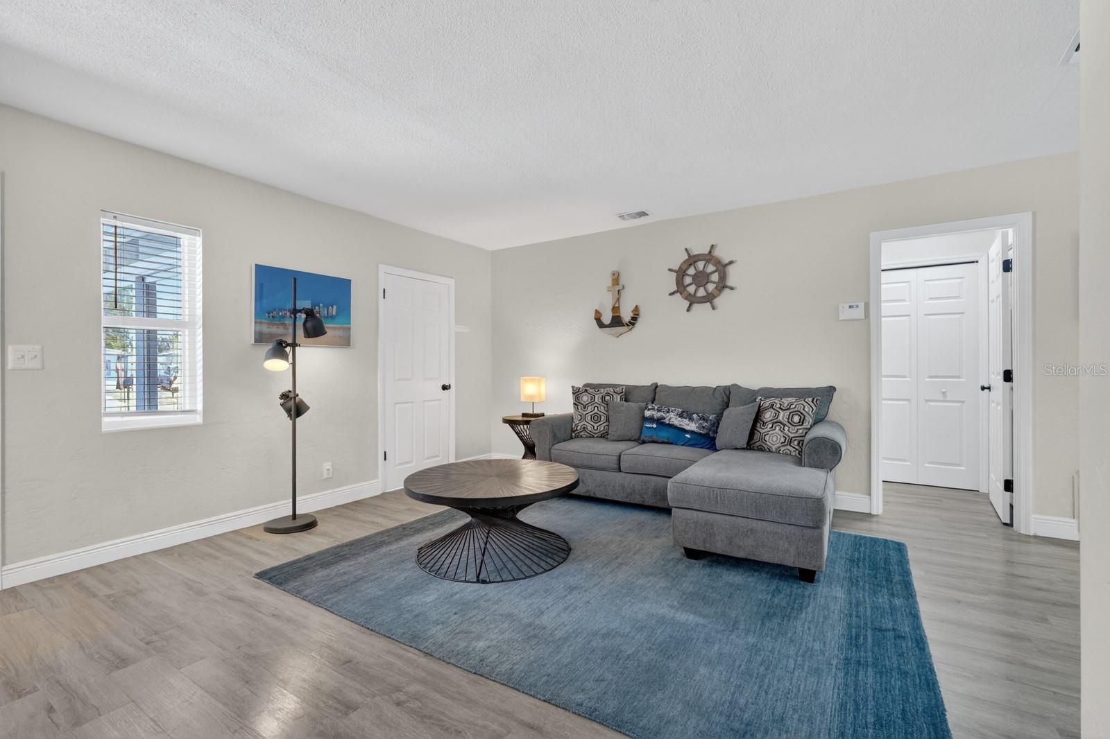 LAKEWOOD PARK UNIT 02 - Residential