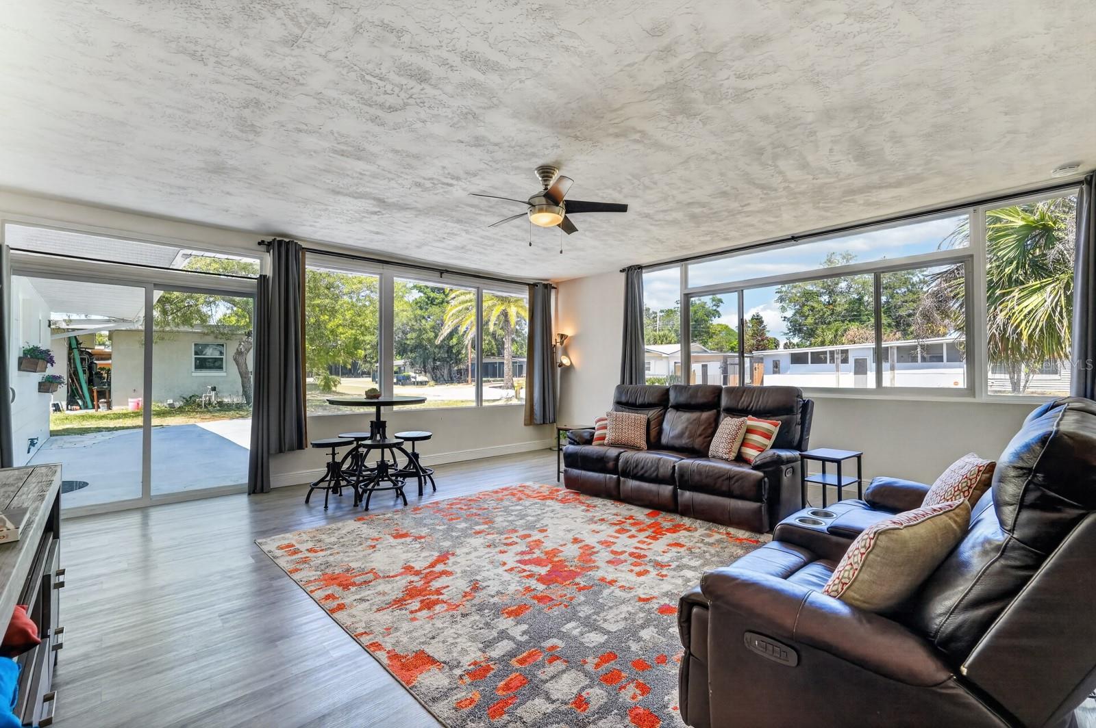 LAKEWOOD PARK UNIT 02 - Residential