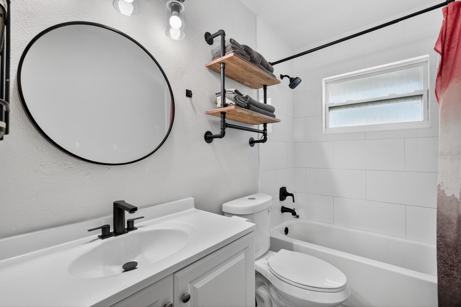 LAKEWOOD PARK UNIT 02 - Residential