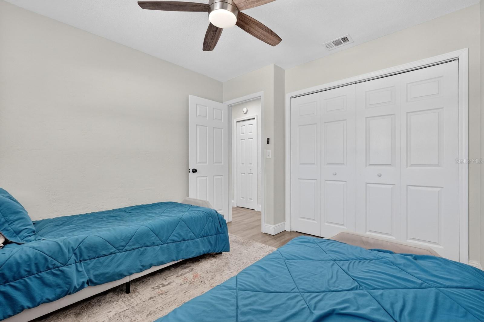 LAKEWOOD PARK UNIT 02 - Residential