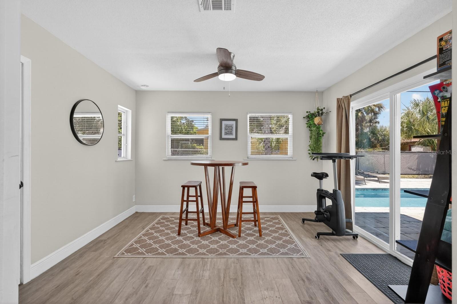 LAKEWOOD PARK UNIT 02 - Residential