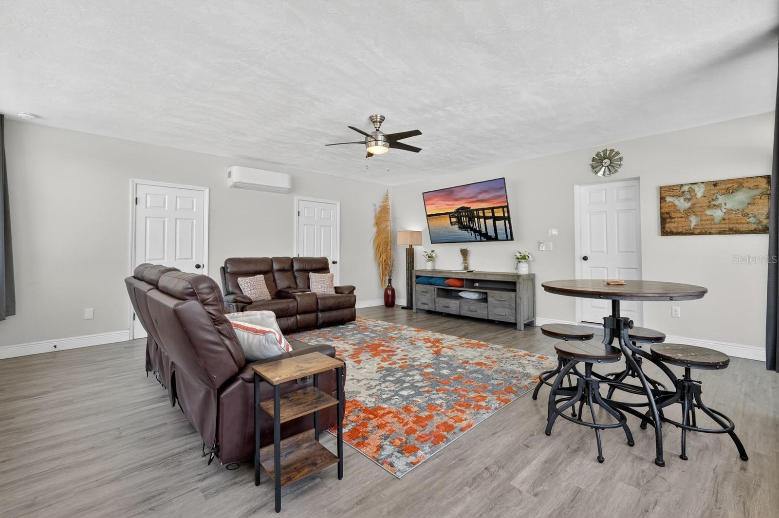 LAKEWOOD PARK UNIT 02 - Residential