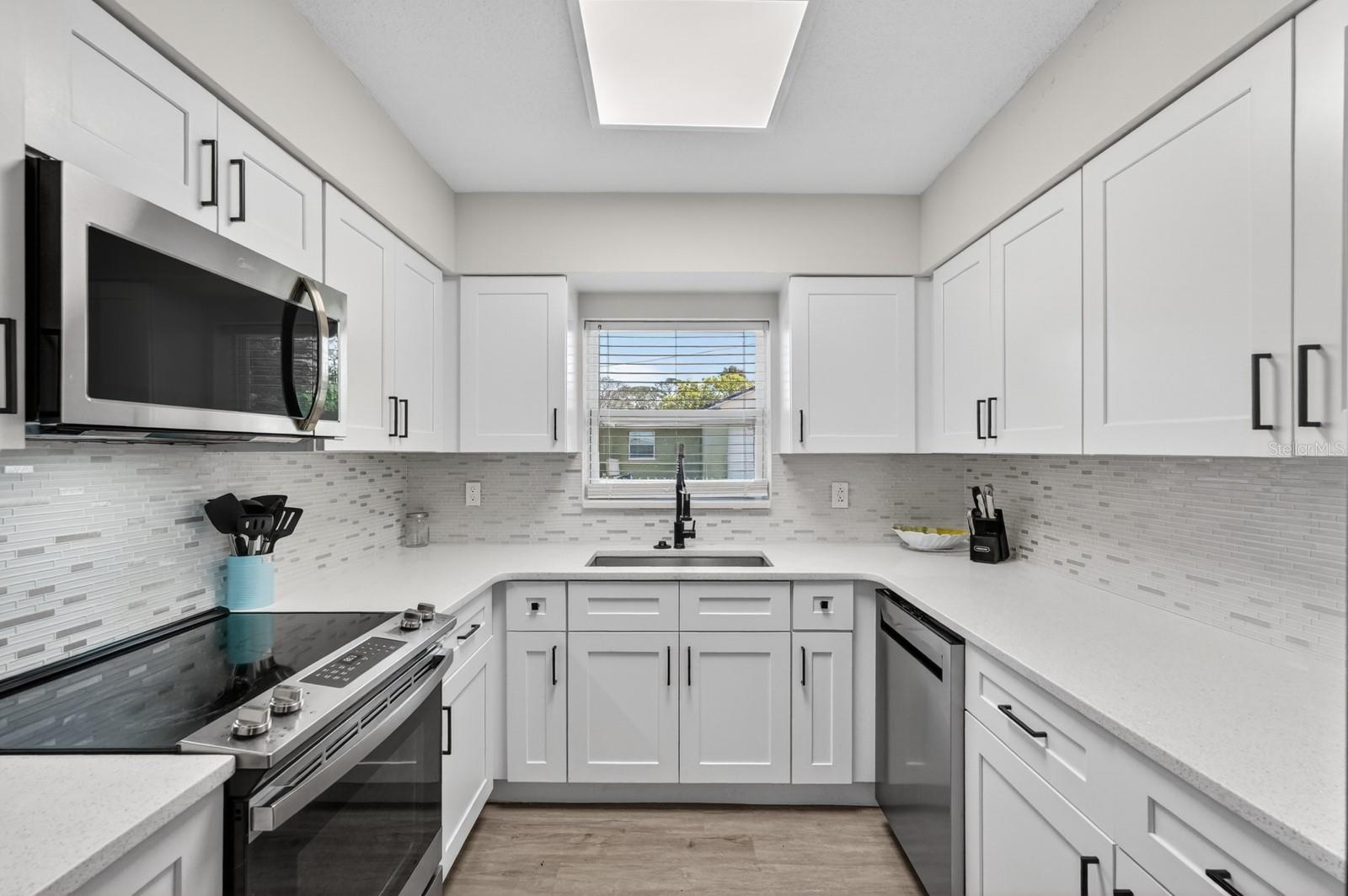 LAKEWOOD PARK UNIT 02 - Residential