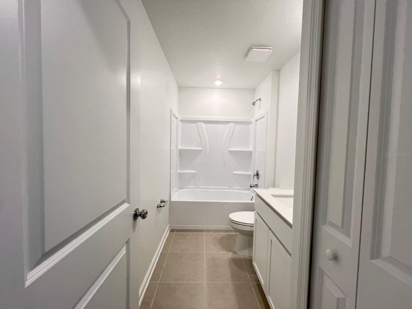 HUNT CLUB/LK WALES PH 1 - Residential Lease