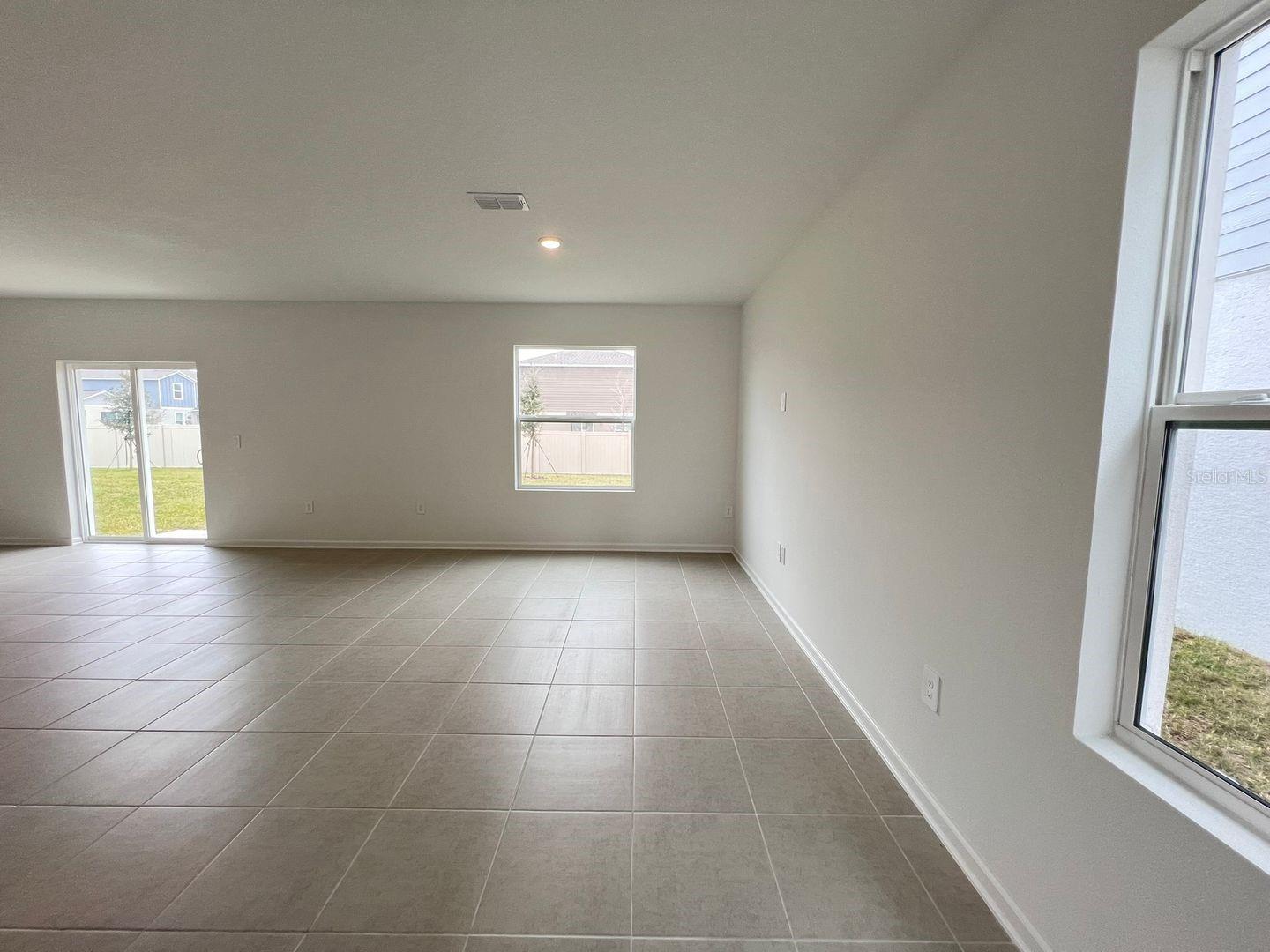 HUNT CLUB/LK WALES PH 1 - Residential Lease