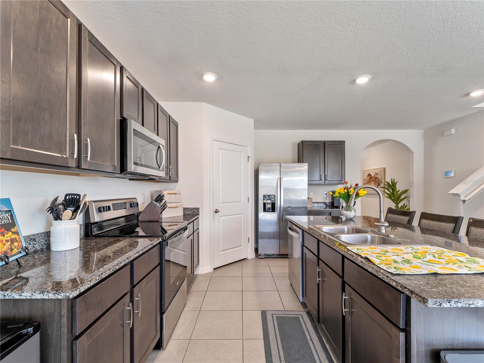 PROMENADE ESTATES PH I - Residential