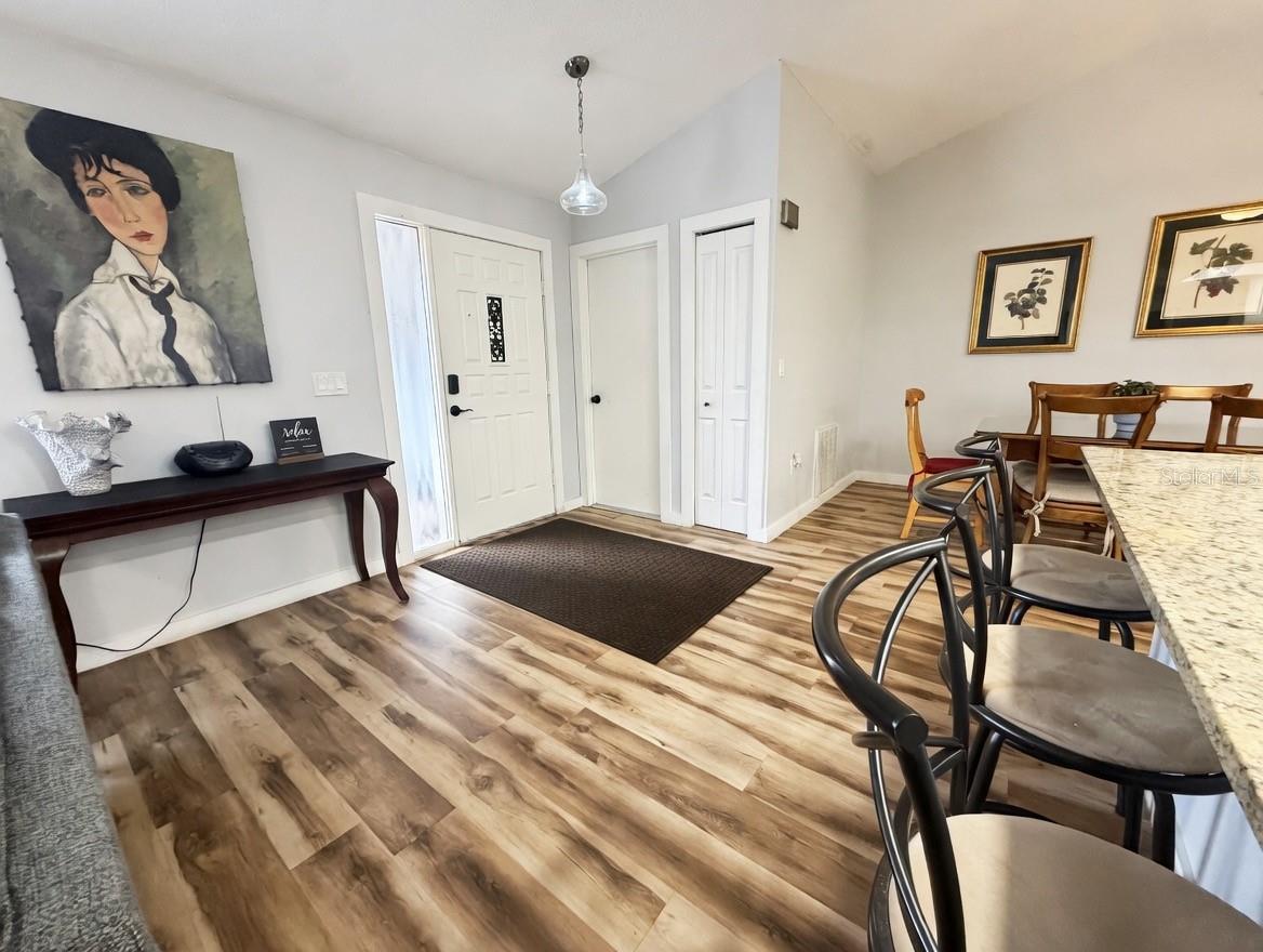 COUNTRY OAKS SUB PH I - Residential Lease