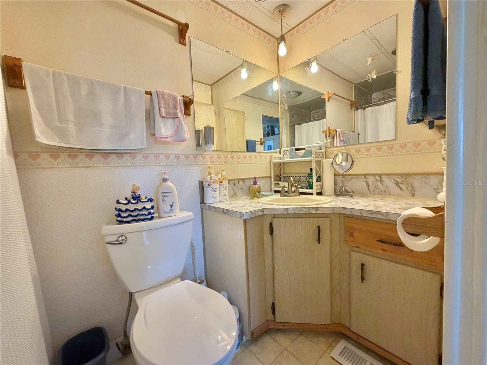 HAWTHORNE AT LEESBURG A COOP - Residential