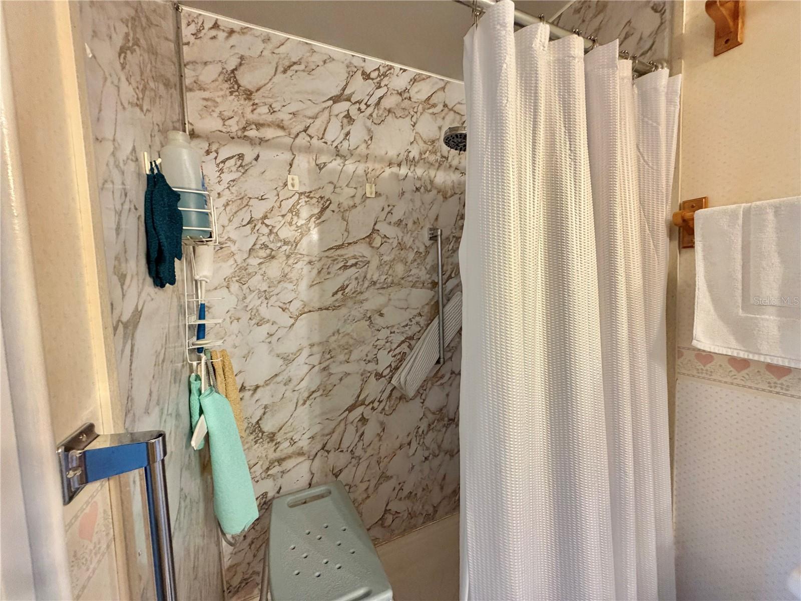 HAWTHORNE AT LEESBURG A COOP - Residential