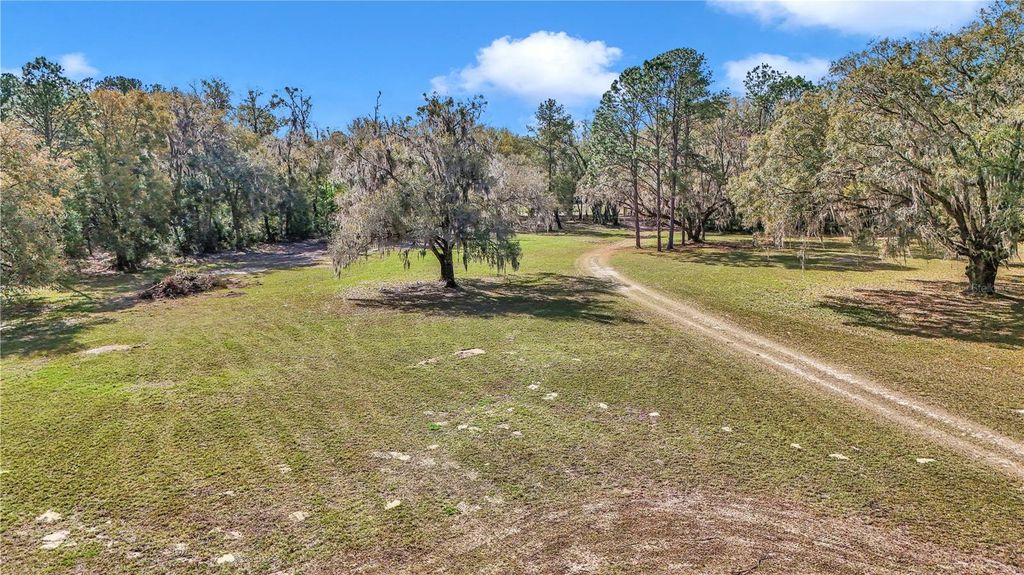Photo of 2580 NE 140th Street, Citra, FL 32113 (MLS # O6382681)