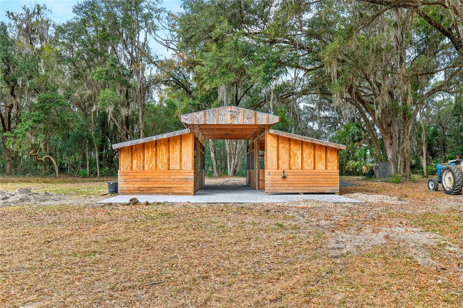 NON SUBDIVISION ACREAGE - Residential