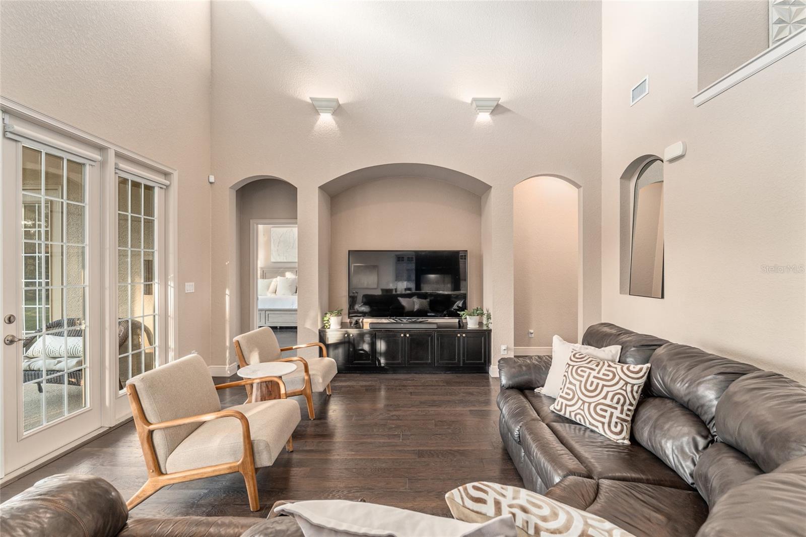 BELLECHASE OAK HAMMOCK - Residential