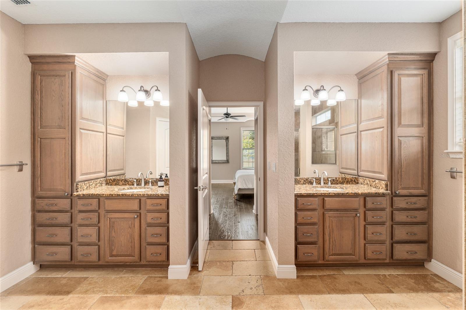 BELLECHASE OAK HAMMOCK - Residential