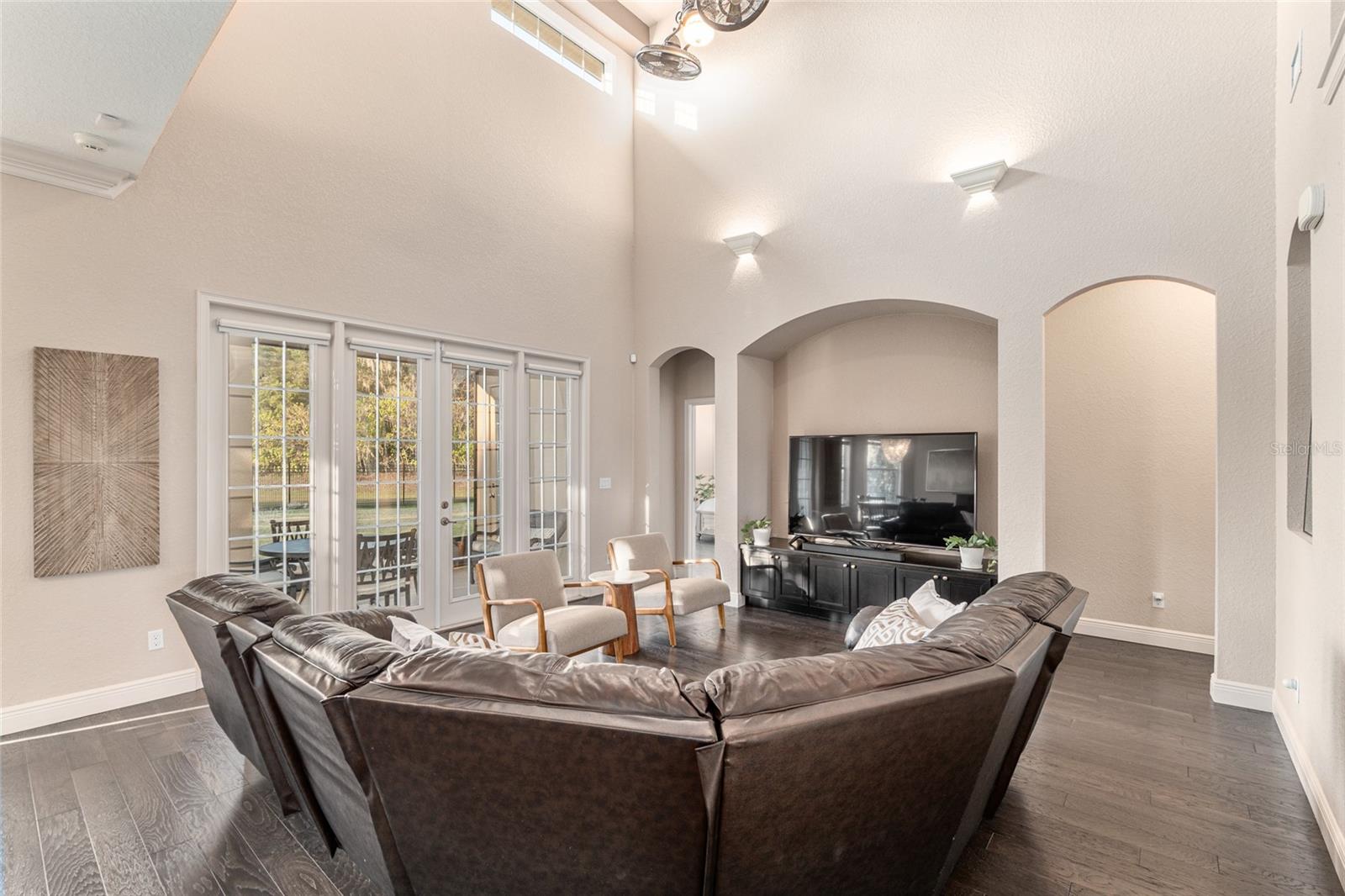 BELLECHASE OAK HAMMOCK - Residential