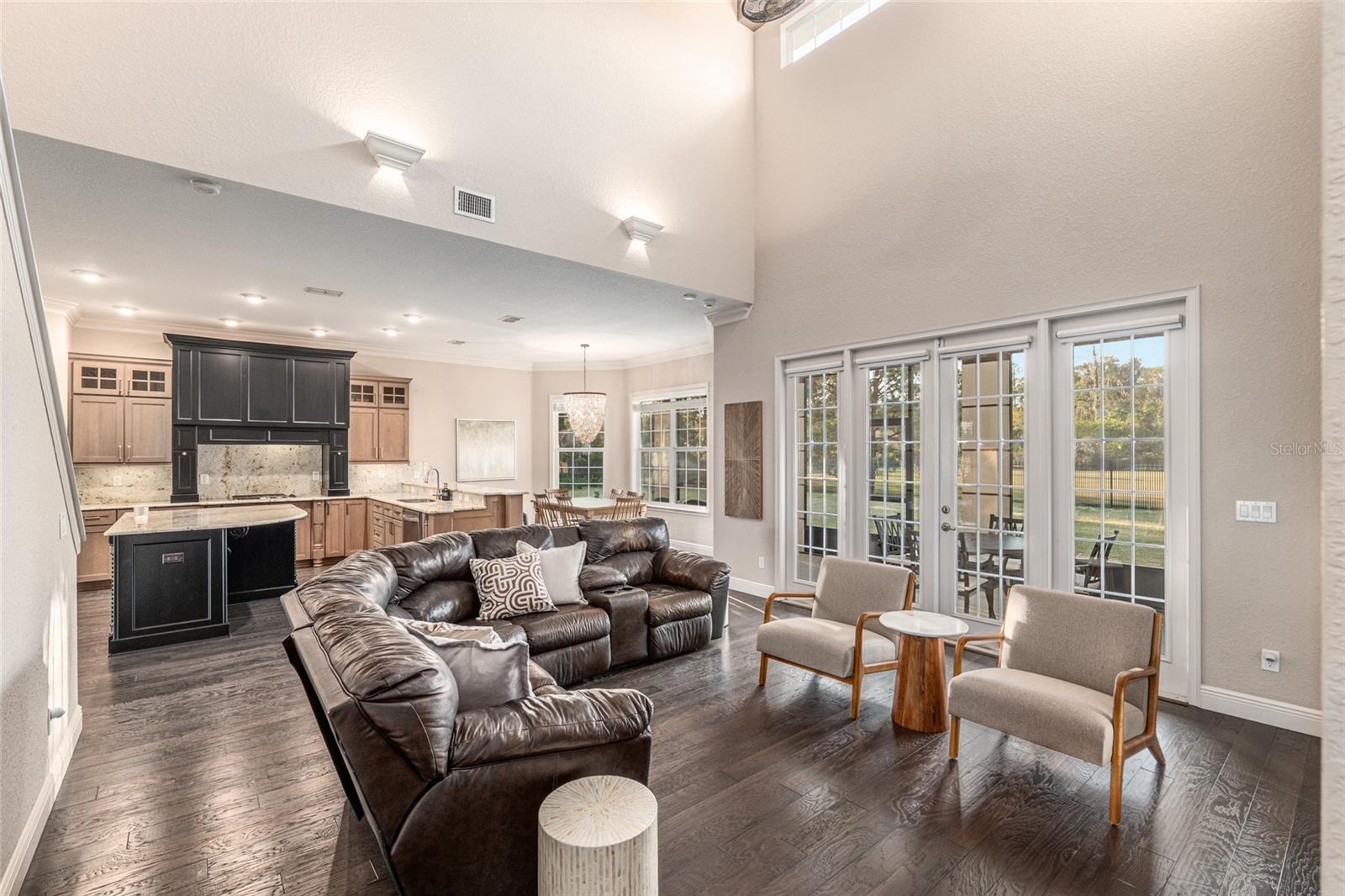 BELLECHASE OAK HAMMOCK - Residential