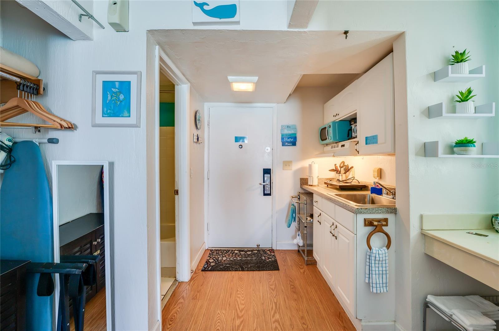 313 S ATLANTIC AVENUE 6140