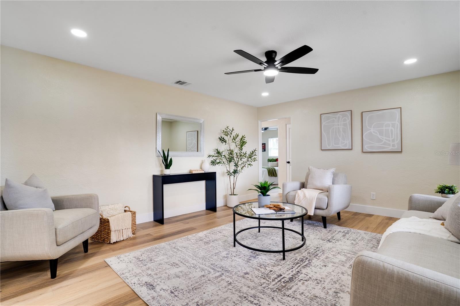 CROSSROADS ESTATES 2ND ADD - Residential