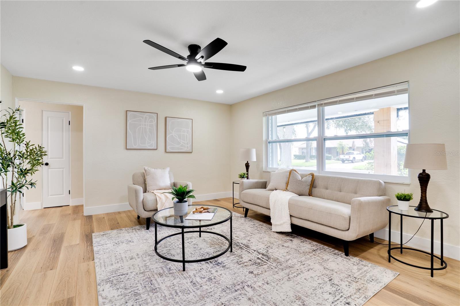 CROSSROADS ESTATES 2ND ADD - Residential