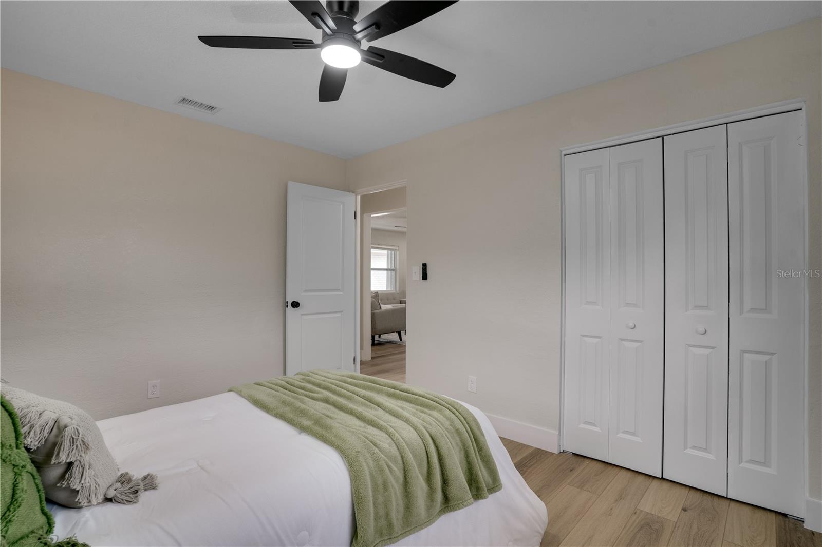 CROSSROADS ESTATES 2ND ADD - Residential