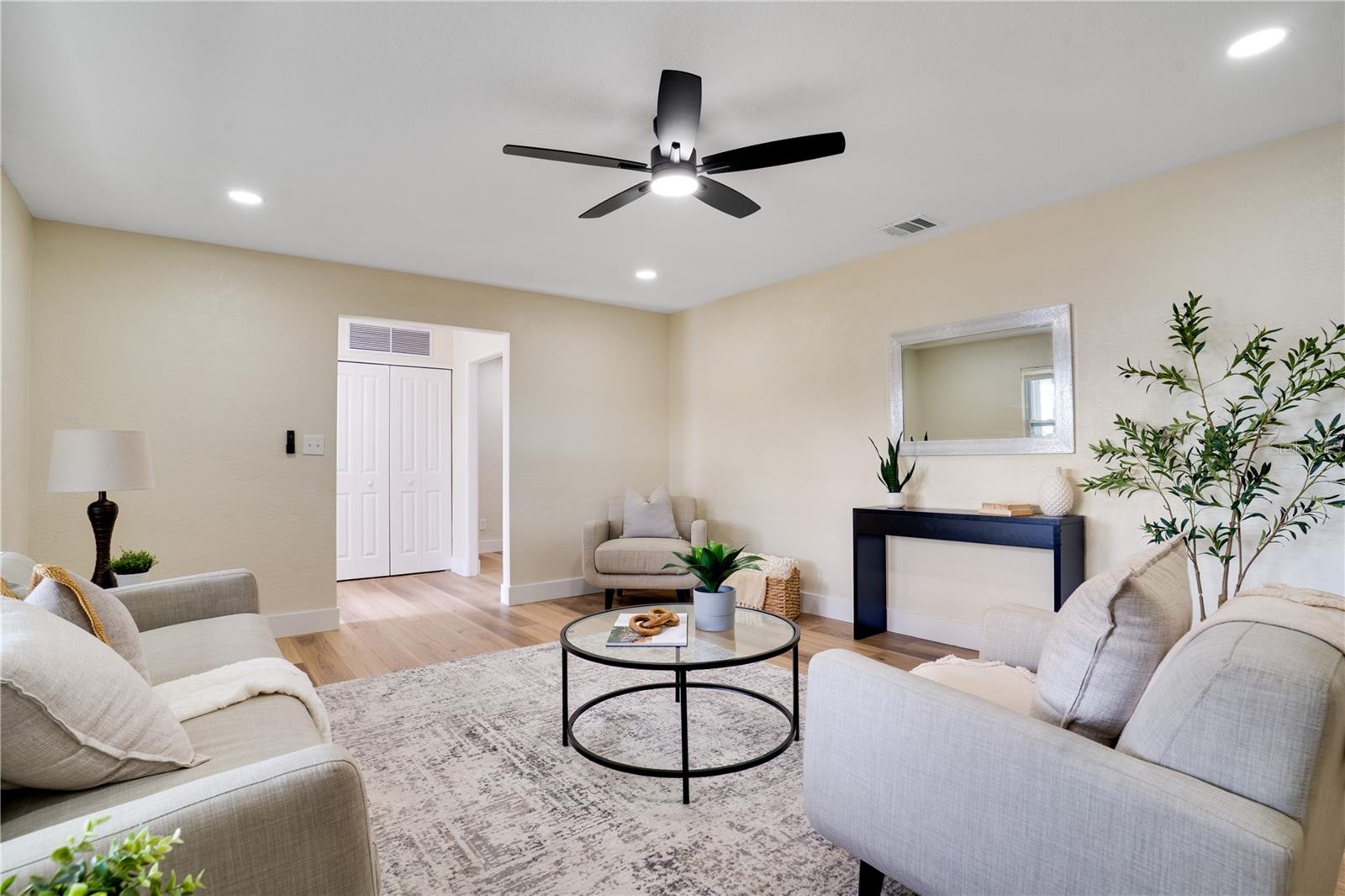 CROSSROADS ESTATES 2ND ADD - Residential