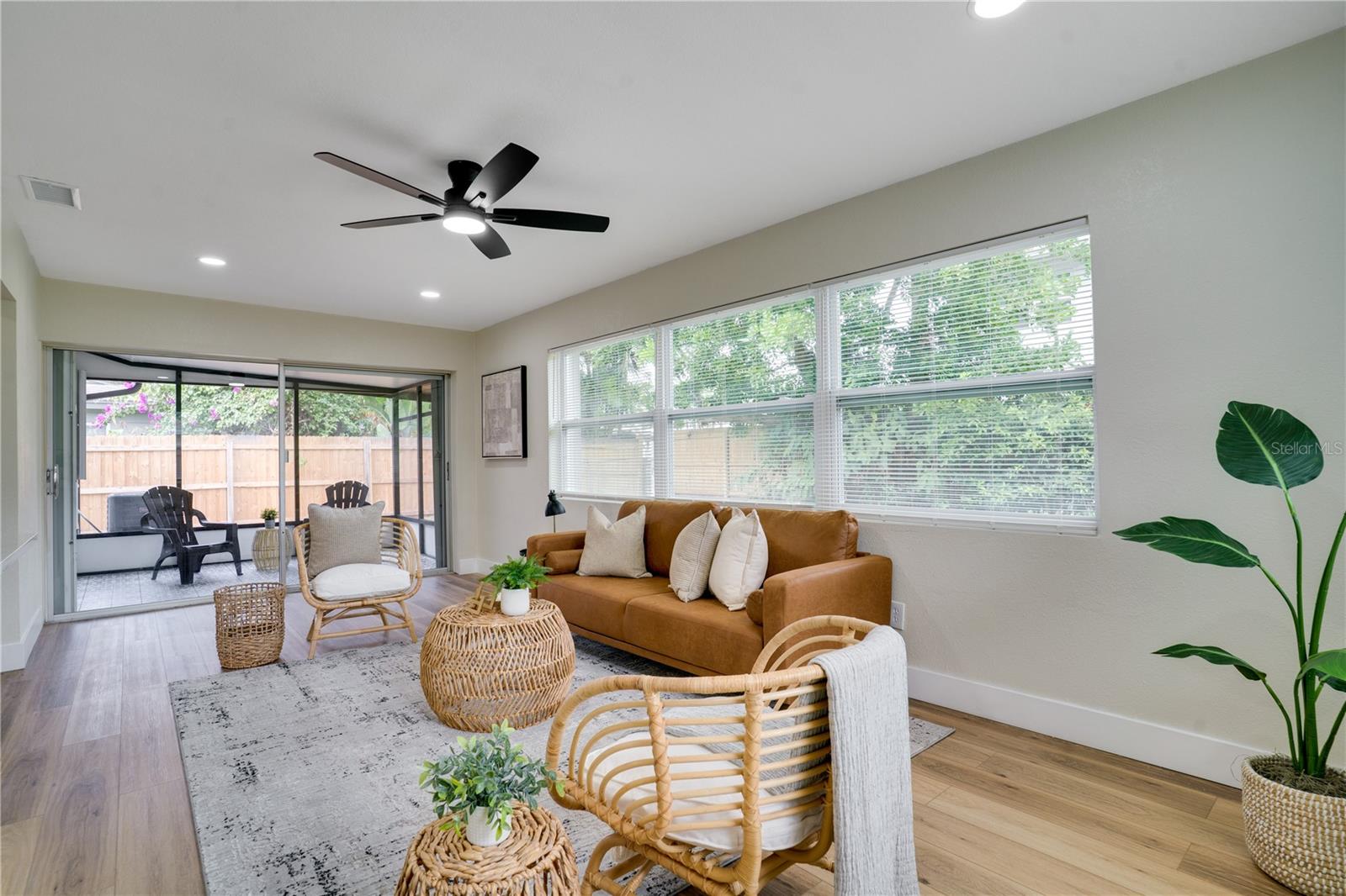 CROSSROADS ESTATES 2ND ADD - Residential