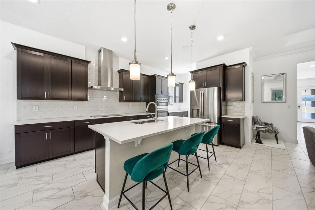 Photo of 5161 Kingwell Circle, Oviedo, FL 32765 (MLS # G5107351)