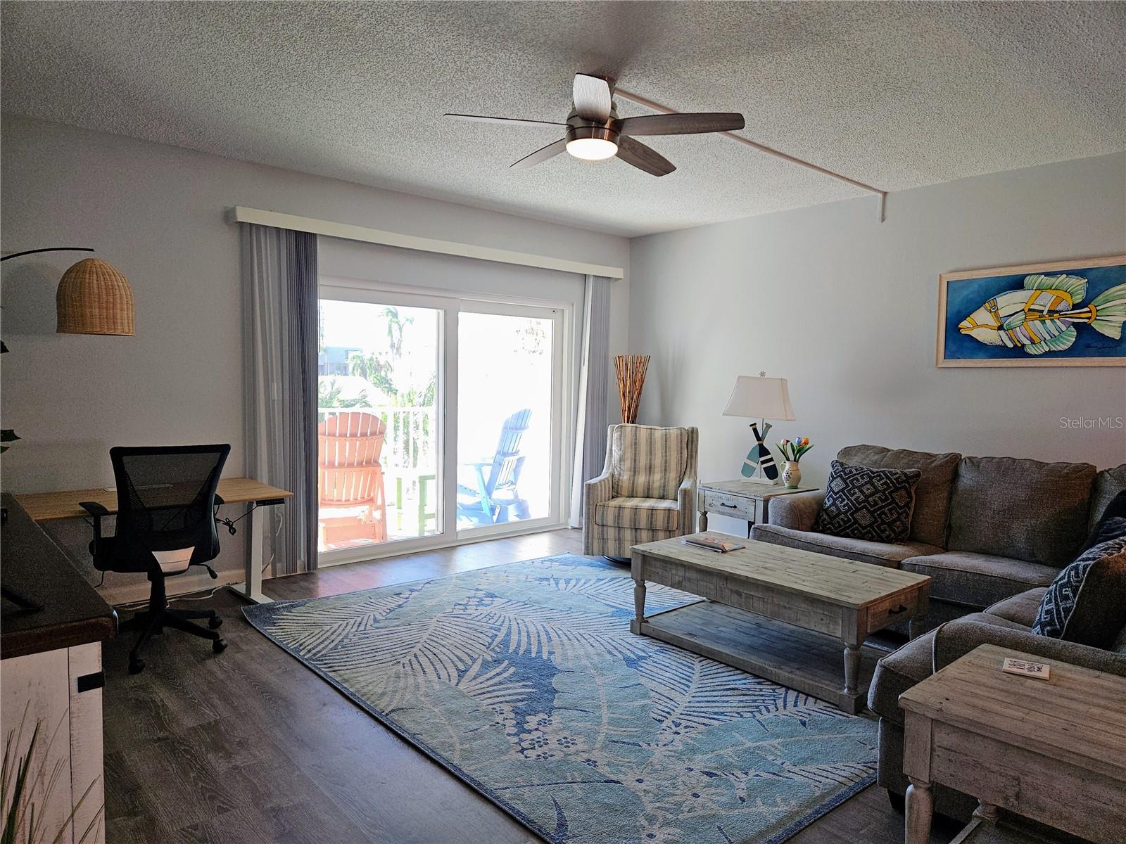 TREASURES OF CAPRI CONDO - Residential Lease