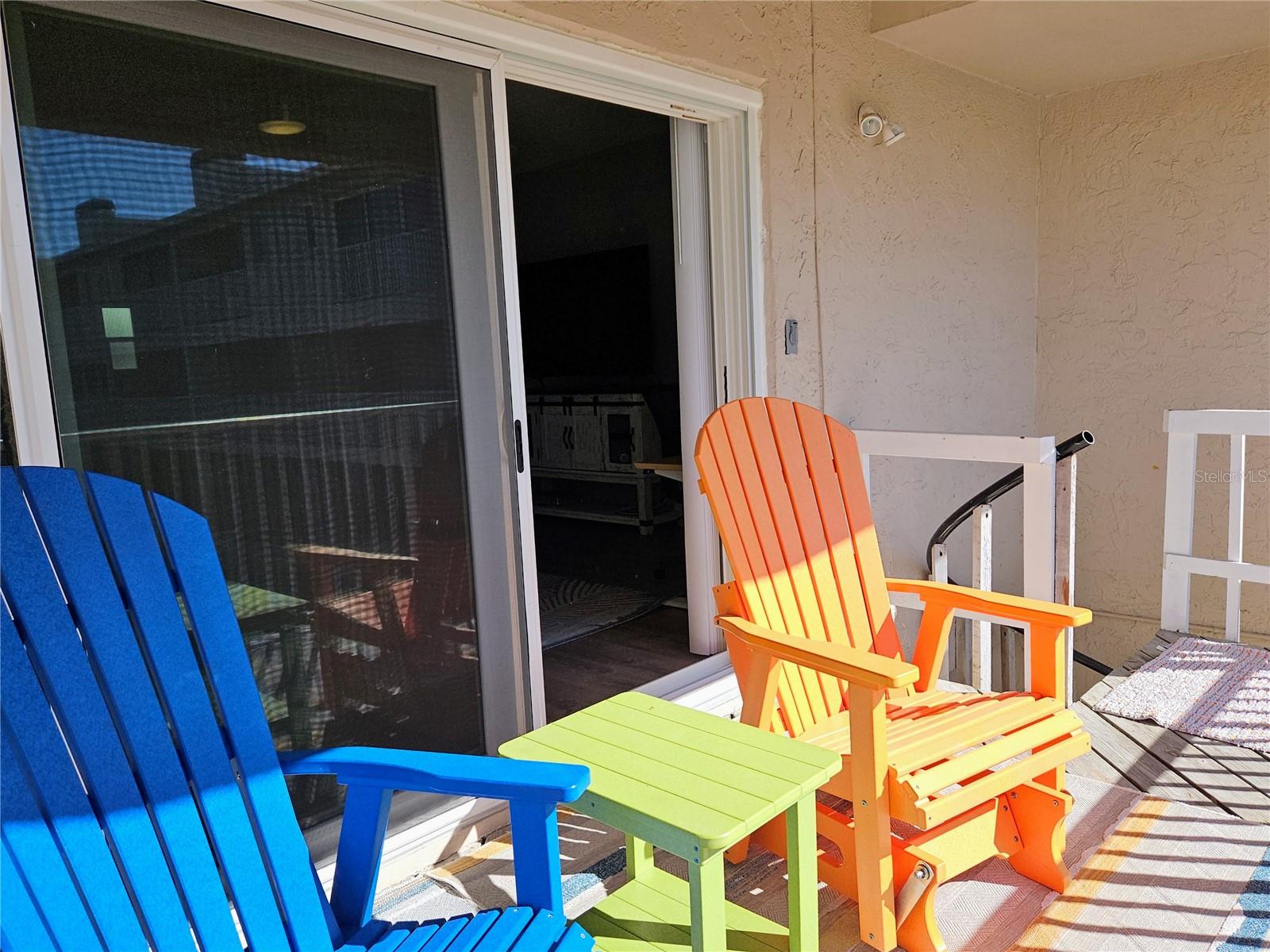 TREASURES OF CAPRI CONDO - Residential Lease