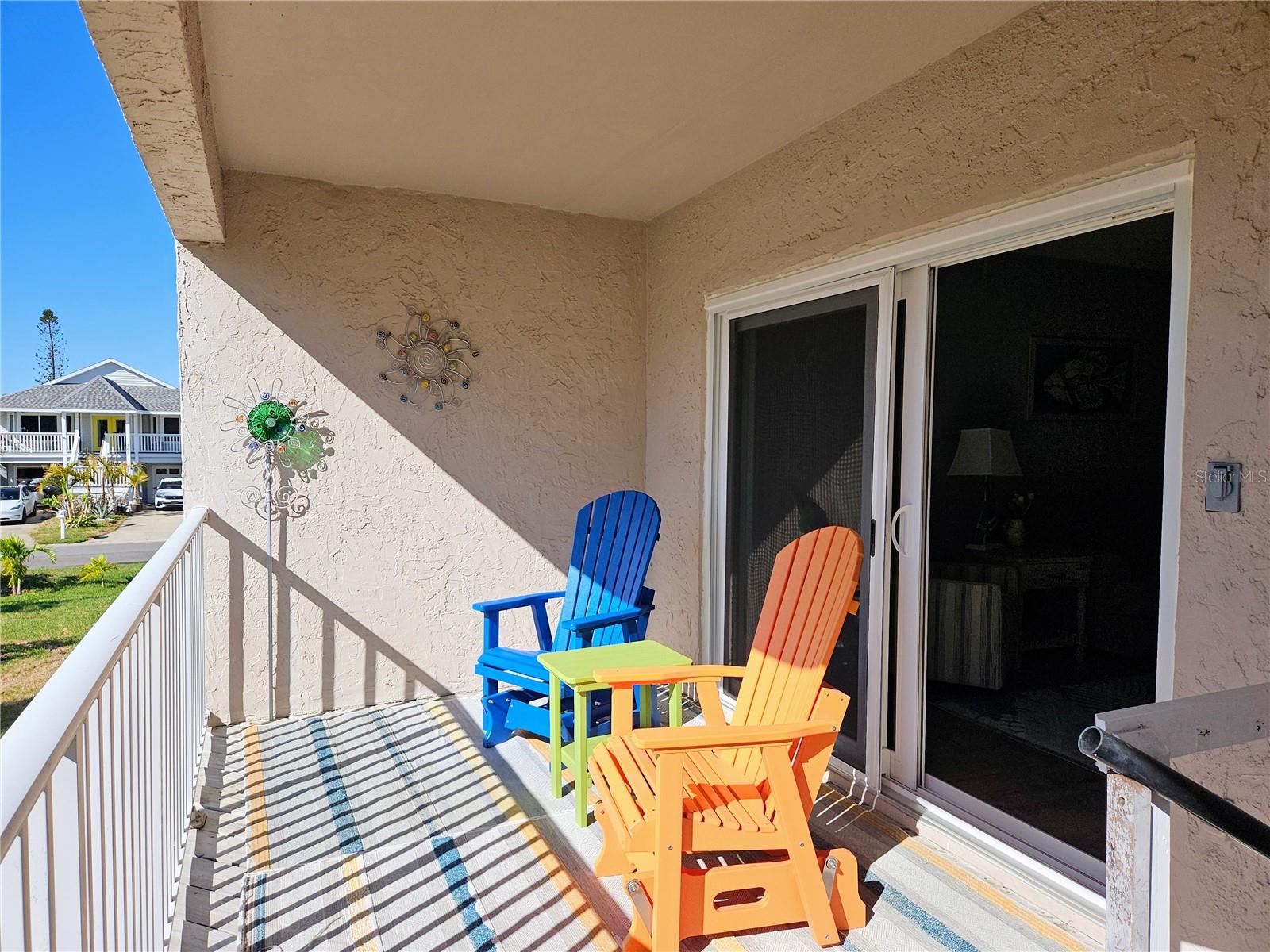 TREASURES OF CAPRI CONDO - Residential Lease