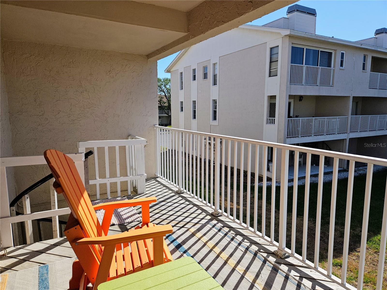 TREASURES OF CAPRI CONDO - Residential Lease